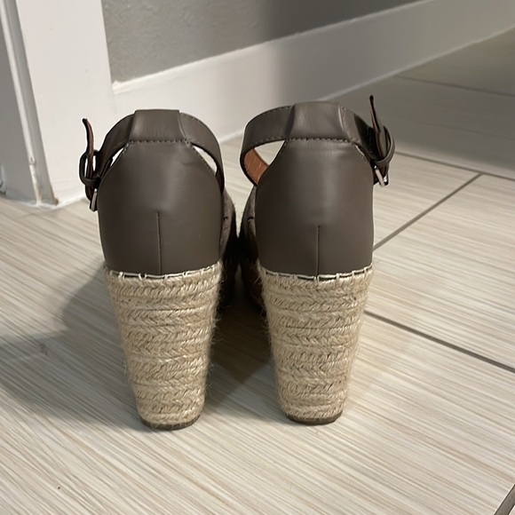 Steve Madden wedges - Picture 3 of 4